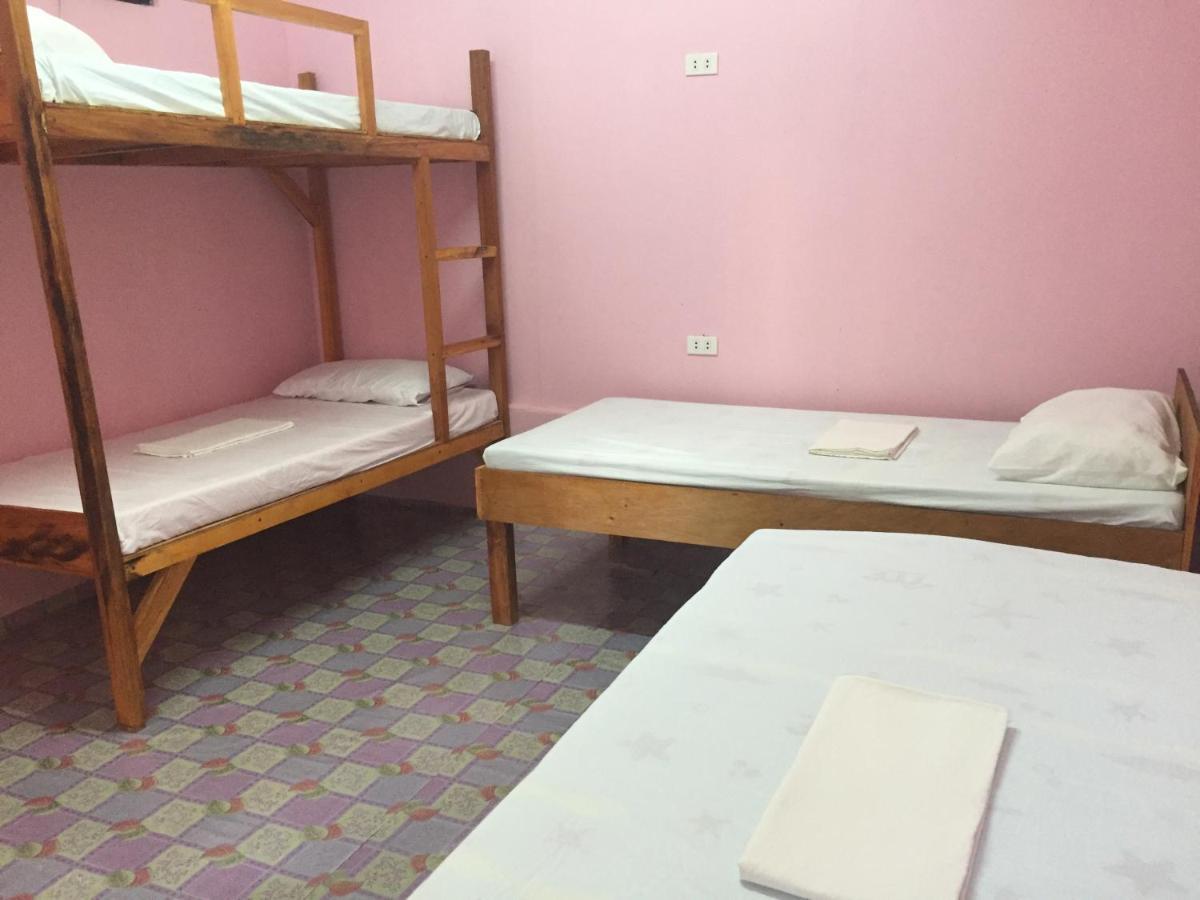 Bohemian Bohol Hostel Đảo Đảo Panglao Ngoại thất bức ảnh